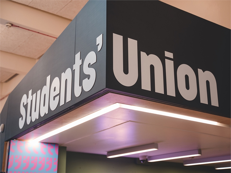 Students' Union signage on reception desk